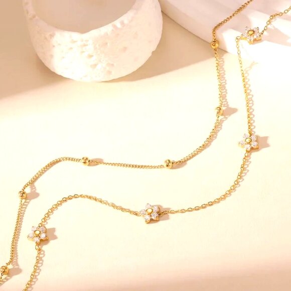 DOUBLE LAYER STAR CLAVICLE CHAIN NECKLACE 18K GOLD PLATING - Picture 2 of 3